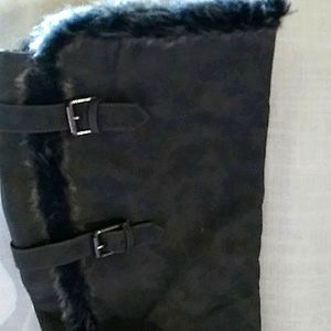 Size 10 Lenka gray healed zip up boots